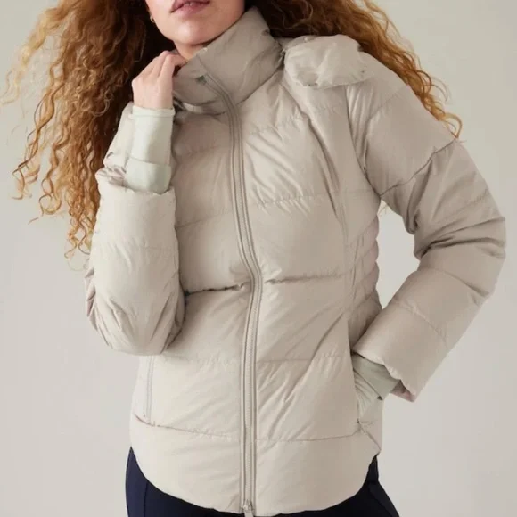 Athleta Women's Puffer Jacket in Cream/ tan - Picture 1 of 9
